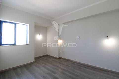 Apartamento t0+1 renovado junto à praia da rocha