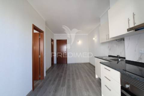 Apartamento t0+1 renovado junto à praia da rocha