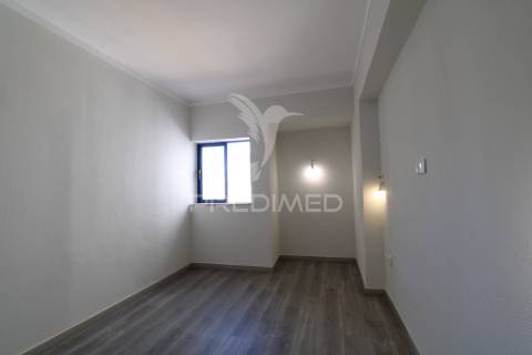 Apartamento t0+1 renovado junto à praia da rocha