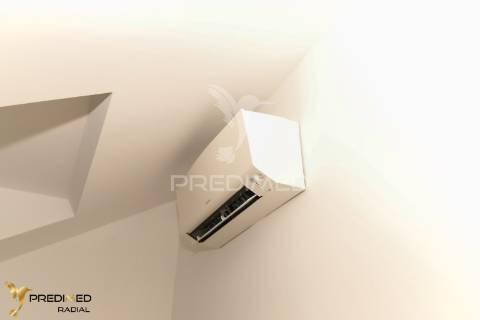 T2 renovado com varanda e vista rio, são vicente, lisboa