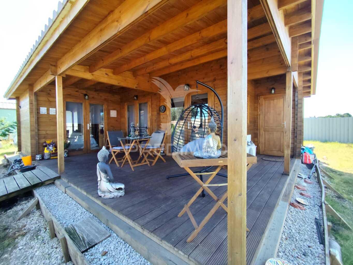 Moradia pré fabricada em madeira pinhal novo