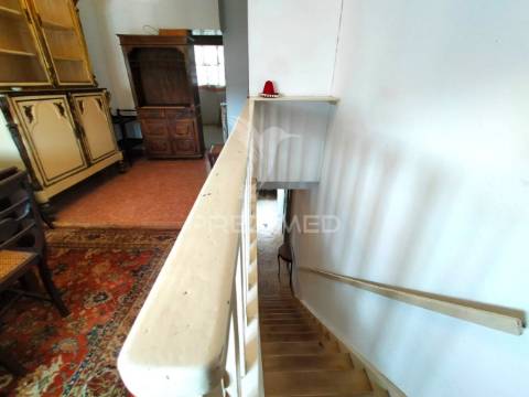 Apartamento duplex invertido t4 | lisboa | alvalade