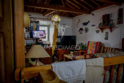 Refúgio natural com potencial de investimento – fajã dos vimes, ilha de são jorge