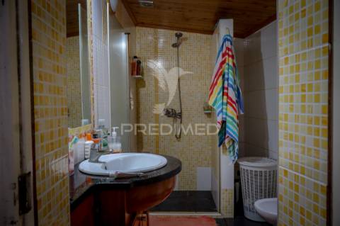 Refúgio natural com potencial de investimento – fajã dos vimes, ilha de são jorge