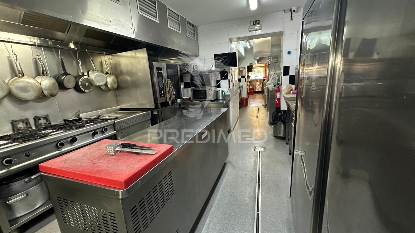 Trespasse de restaurante – oportunidade única na póvoa de santo adrião!