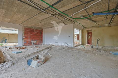 Condomínio das amálias  - moradia independente t5 com piscina privada