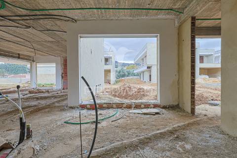 Condomínio das amálias  - moradia independente t5 com piscina privada