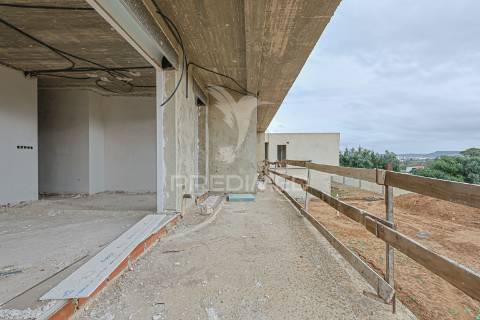 Condomínio das amálias  - moradia independente t5 com piscina privada