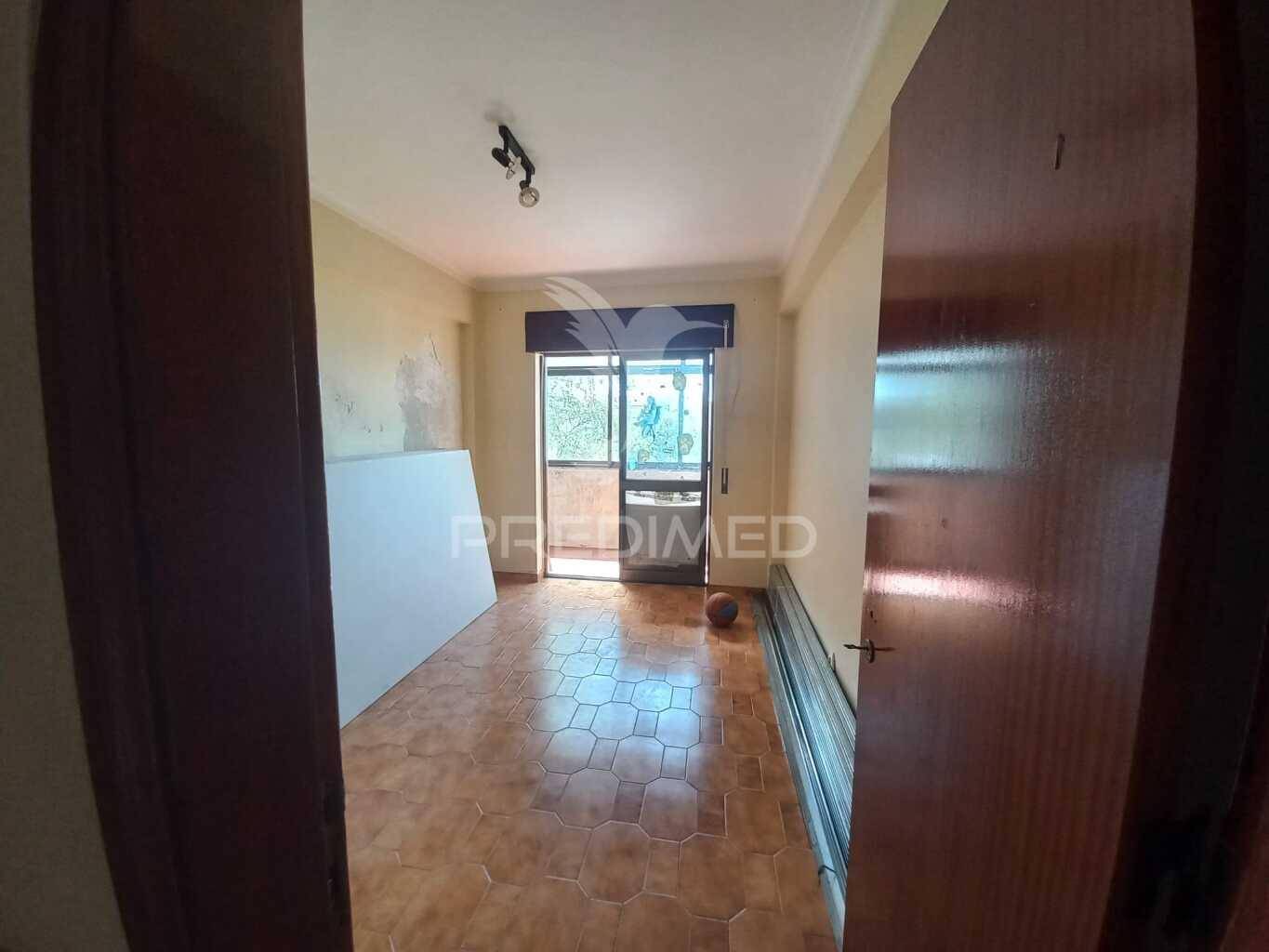 Apartamento t3 com vista rio – barreiro