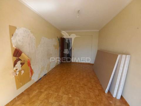 Apartamento t3 com vista rio – barreiro