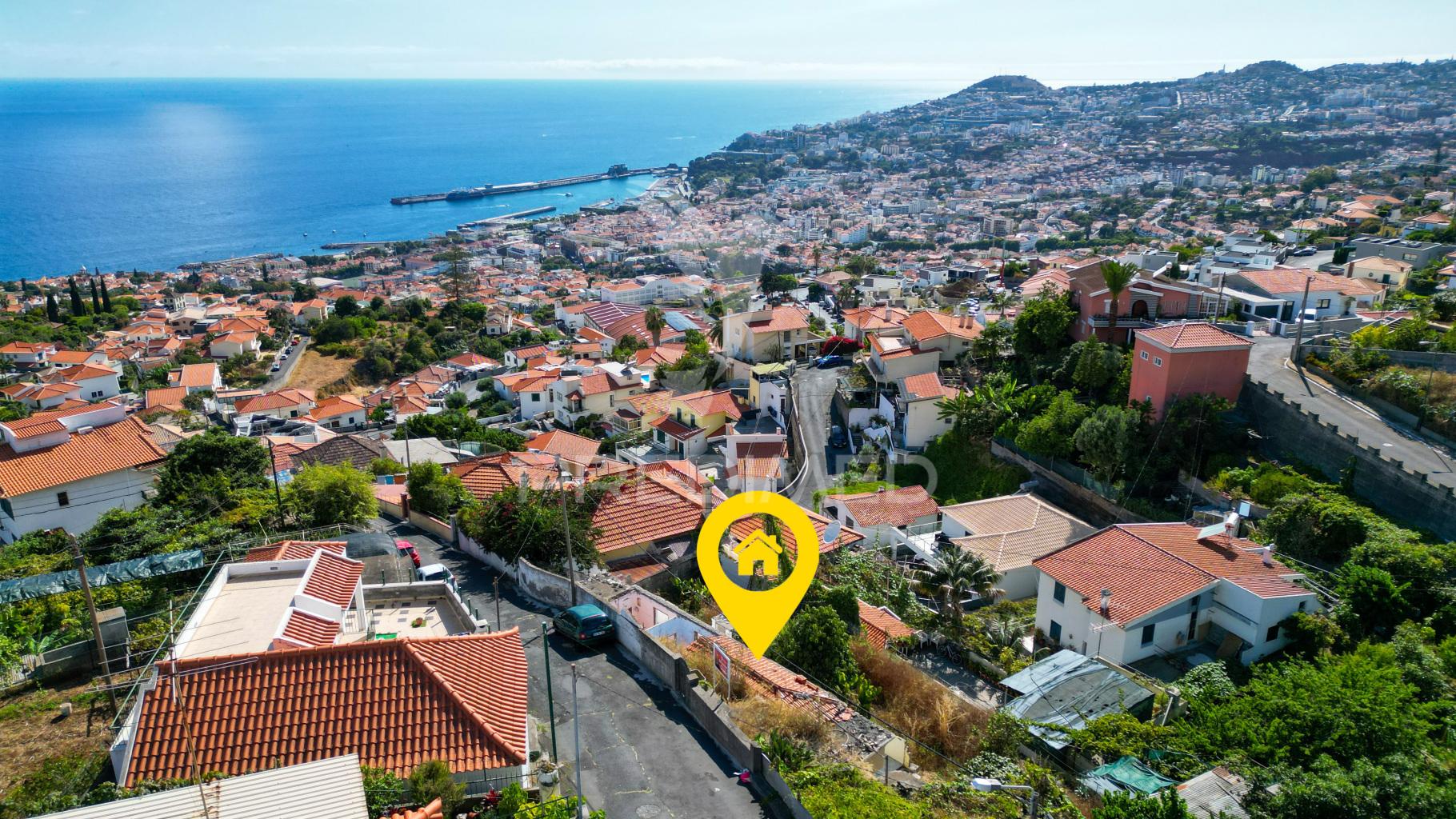 Moradia t2 em ruína, no funchal - ilha da madeira