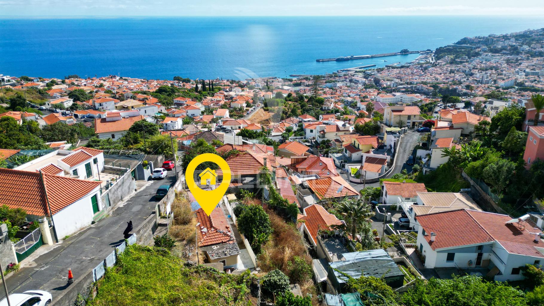 Moradia t2 em ruína, no funchal - ilha da madeira