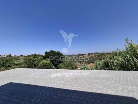 Moradia unifamiliar t4