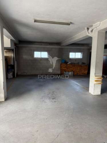 Apartamento t3 renovado com garagem – amiais de cima, santarém