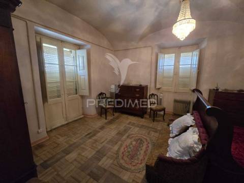 Moradia senhorial - reguengos de monsaraz