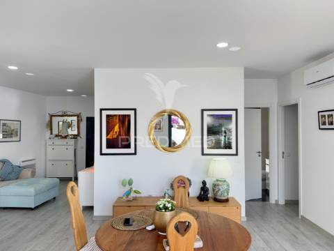 Moradia v3 totalmente reconstruida e piscina