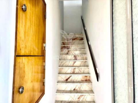 Escritório para arrendamento / loures