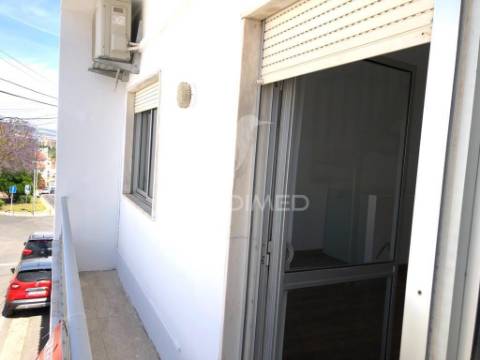 Escritório para arrendamento / loures