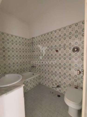 Apartamento t2 em oeiras / remodelado