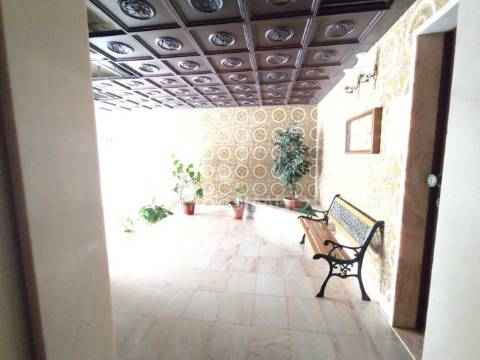 Apartamento t2 em oeiras / remodelado