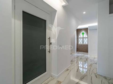 Vende-se moradia t3 nova 4 frentes leça palmeira