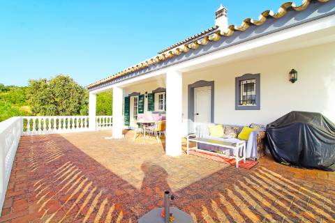 Maravilhosa casa de campo com possibilidade de ser investimento turistico