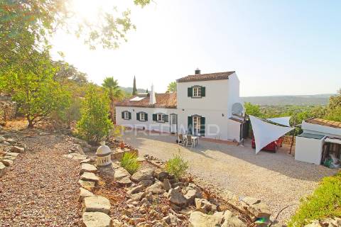 Maravilhosa casa de campo com possibilidade de ser investimento turistico