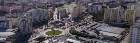 Armazem/loja com 503 mts2 para venda em setubal