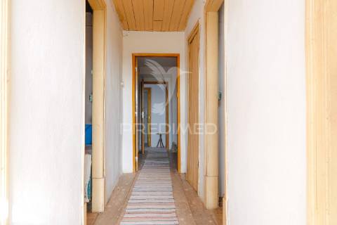 Moradia v3 para recuperar, areia – belver.