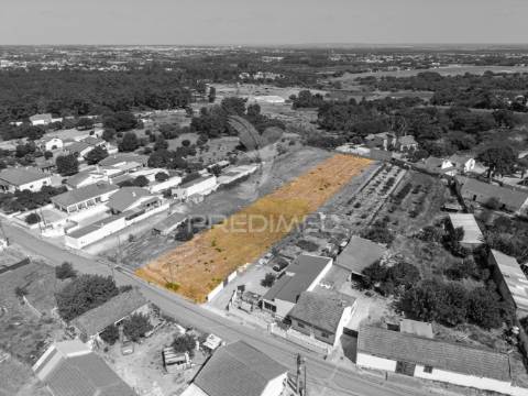 Terreno com 2.155m2 para construção de moradia térrea c/200m2 de implantação