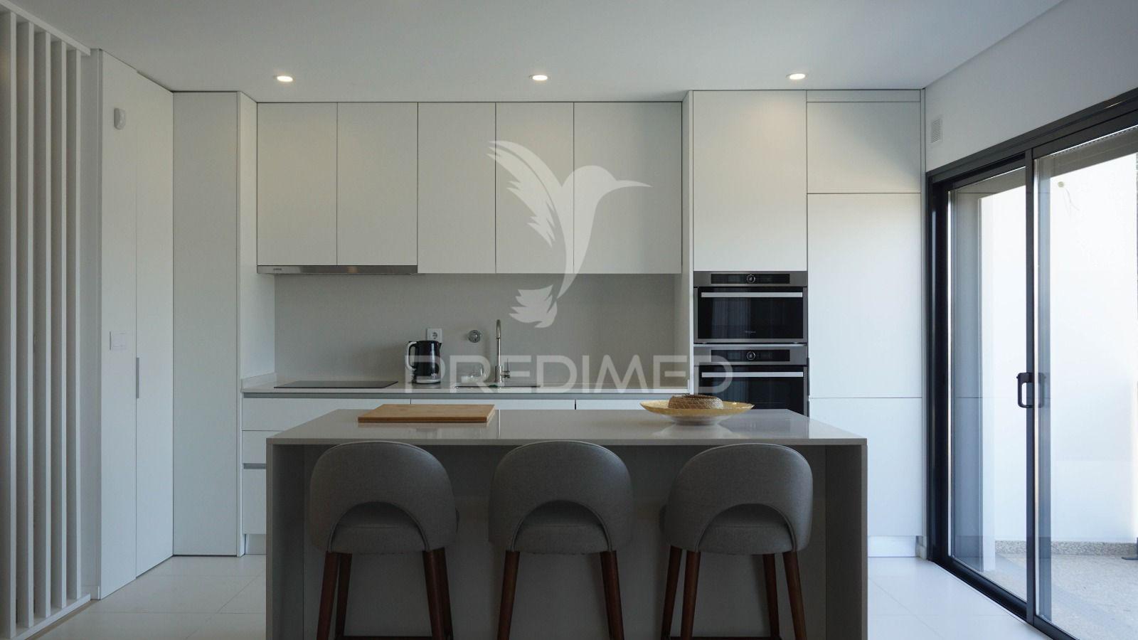 Lote para construção de moradia em banda em merelim s. pedro, braga