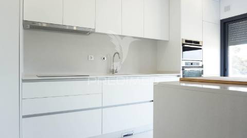 Lote para construção de moradia em banda em merelim s. pedro, braga