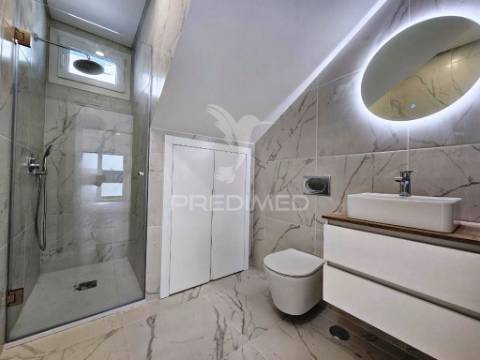 Moradia isolada t3, c/piscina e garagem, em azeitão