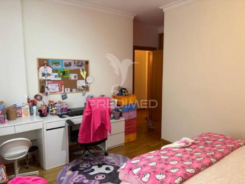 Apartamento t3 no feijó.