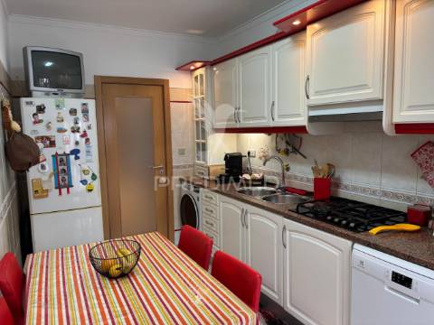 Apartamento t3 no feijó.