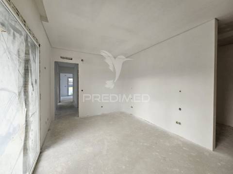 Moradia isolada t4, c/piscina e box, em oleiros - azeitão