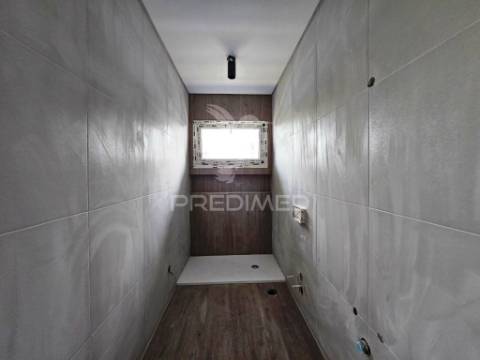 Moradia isolada t4, c/piscina e box, em oleiros - azeitão