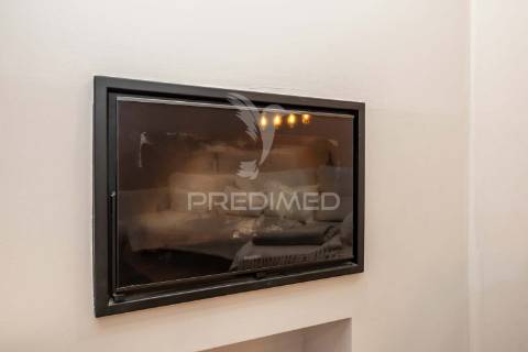 Apartamento t3 remodelado com dois terraços no centro do montijo