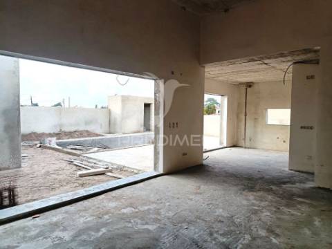 Moradia isolada t5 c/piscina e garagem,  galeotas - azeitão