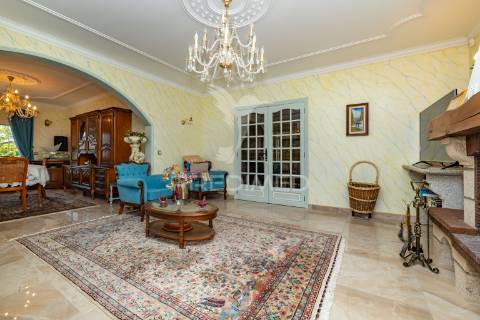 Moradia individual t5 com elevador e terreno – merelim s. paio, braga