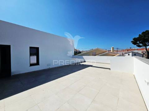 Moradia isolada t5, c/piscina e box, na brejoeira - azeitão