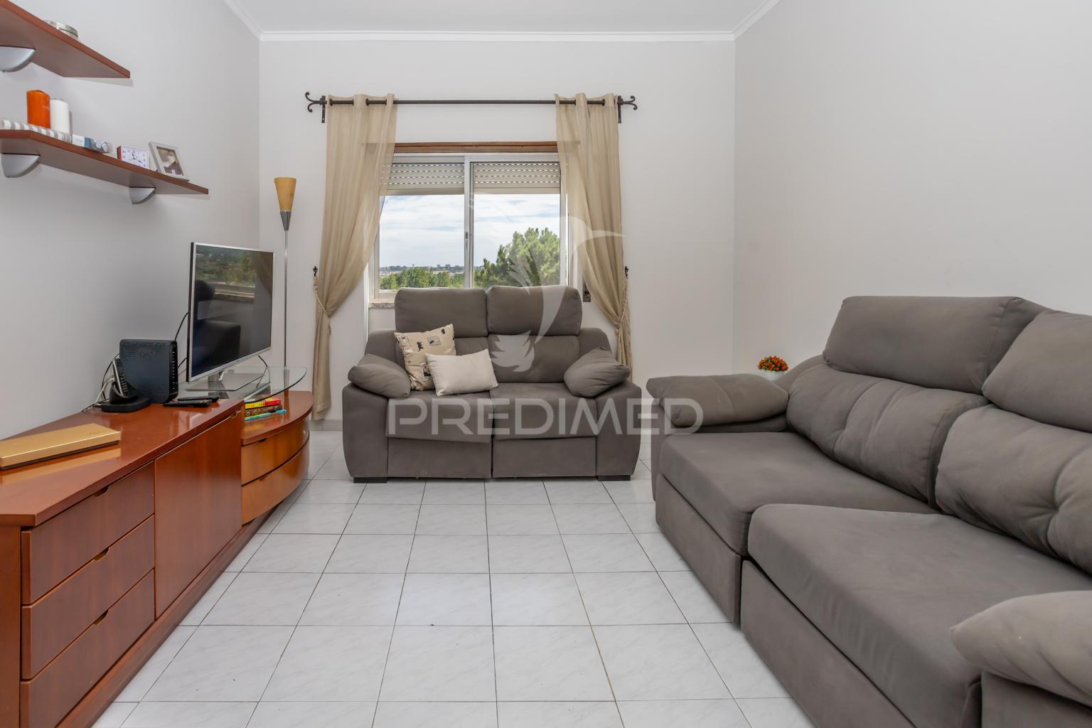 Apartamento t2 em paio pires