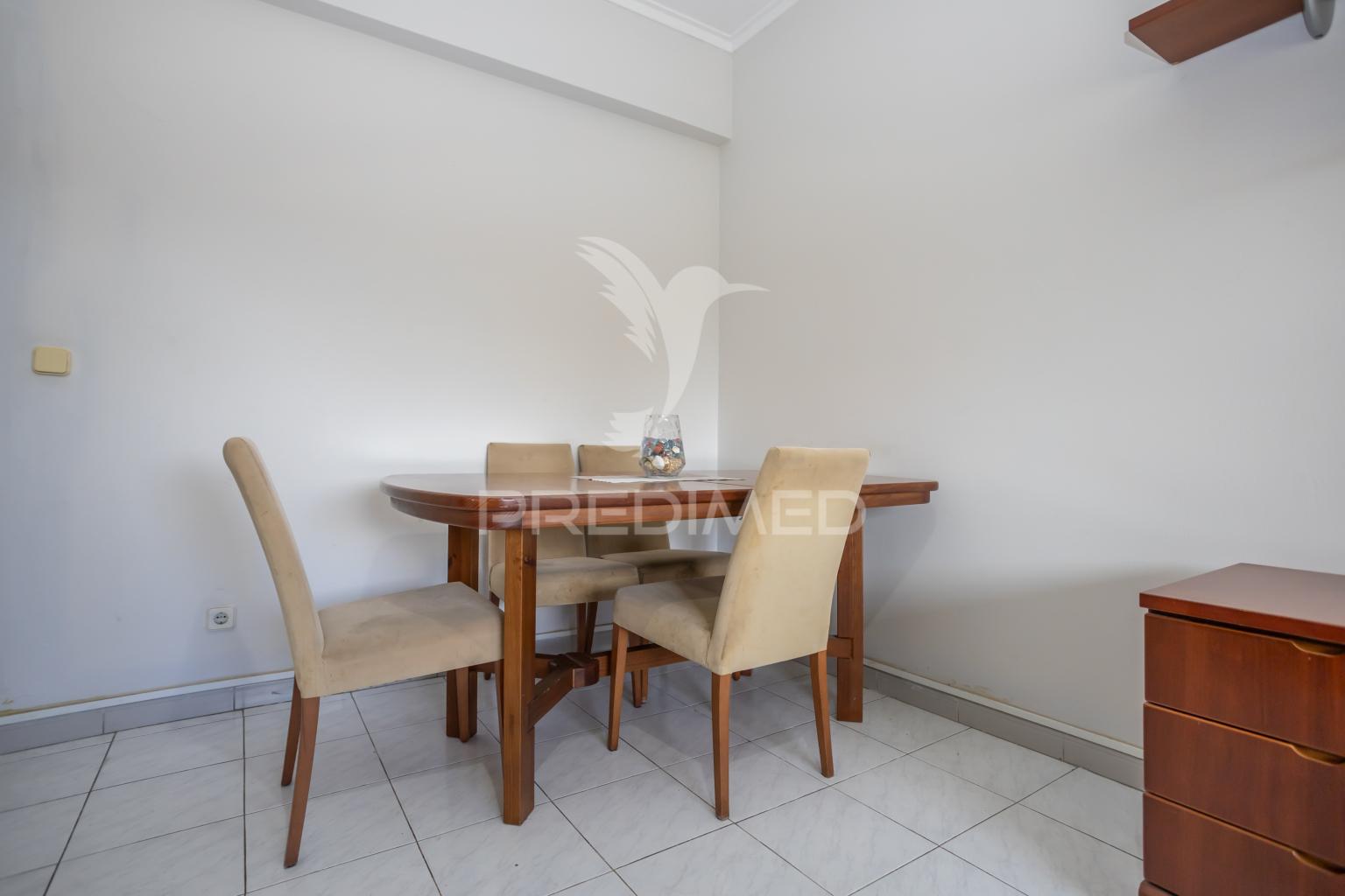 Apartamento t2 em paio pires