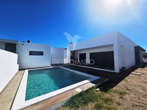 Moradia isolada t3 c/piscina e garagem, vale choupo-azeitão