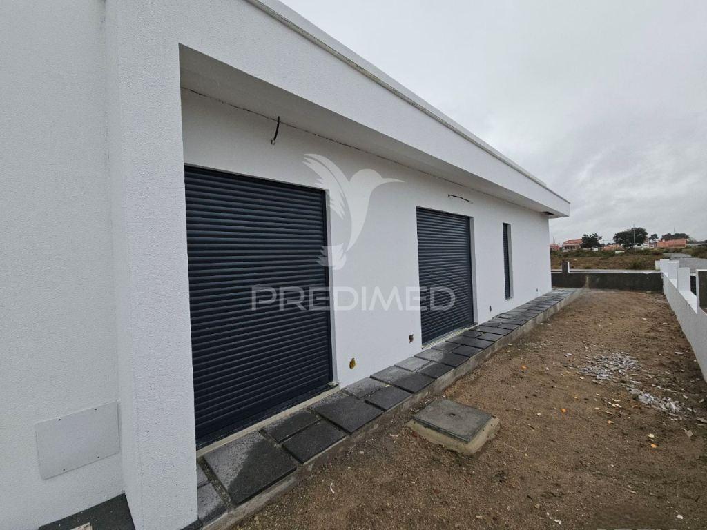 Moradia isolada t3 c/piscina e garagem, vale choupo-azeitão