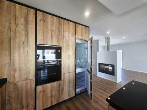 Moradia isolada t3 c/piscina e garagem, vale choupo-azeitão