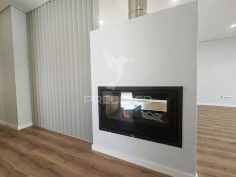 Moradia isolada t3 c/piscina e garagem, vale choupo-azeitão