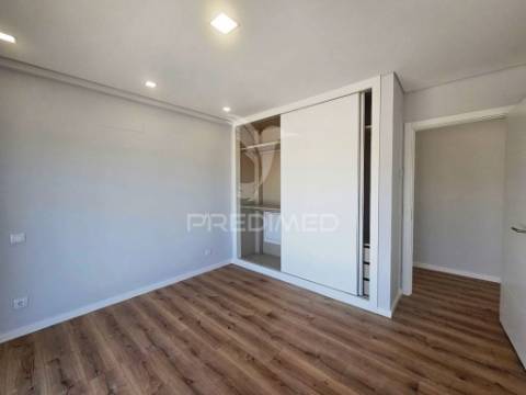 Moradia isolada t3 c/piscina e garagem, vale choupo-azeitão