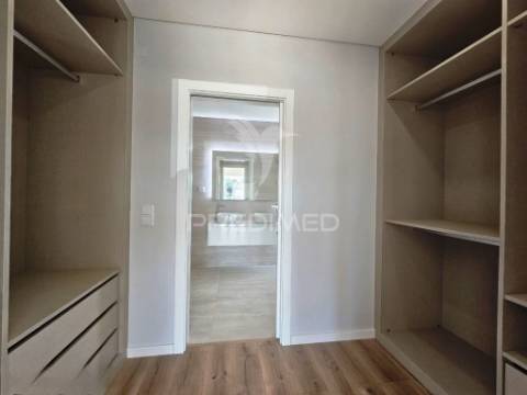 Moradia isolada t3 c/piscina e garagem, vale choupo-azeitão