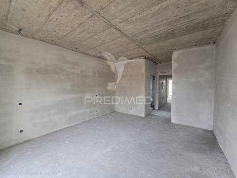 Moradia geminada t3 c/pérgula, p.general - fernão ferro